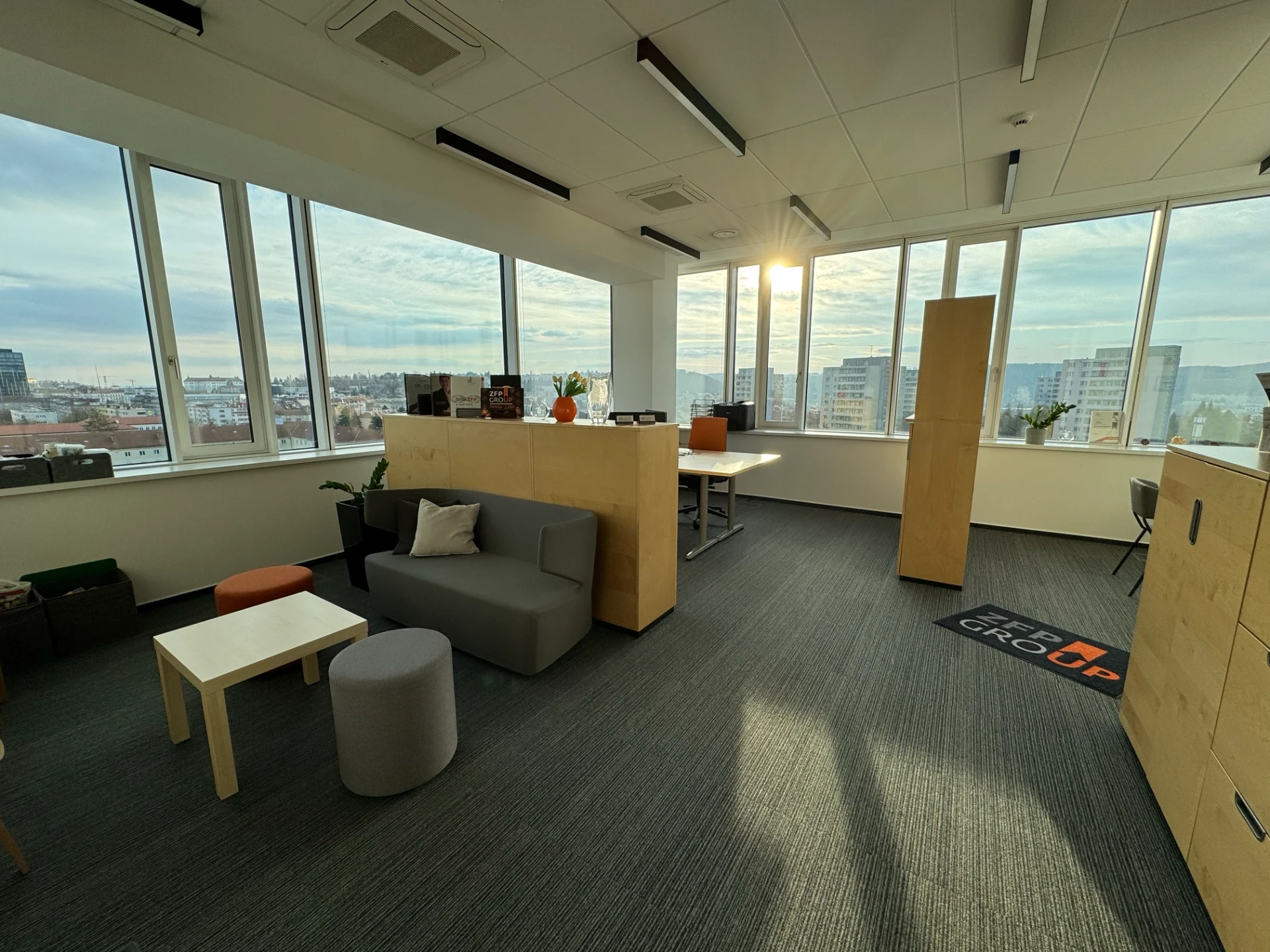 Babák office interiér