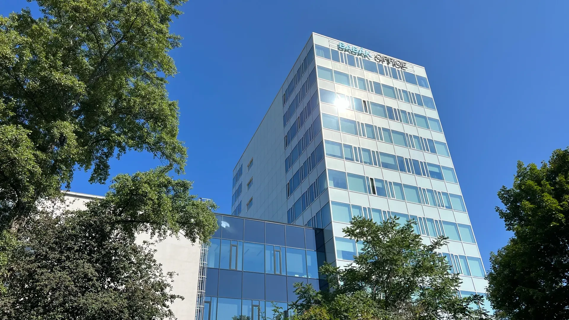 Babák office exteriér